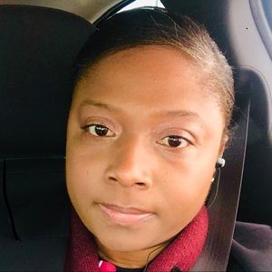 Meet your Posher, Latonya